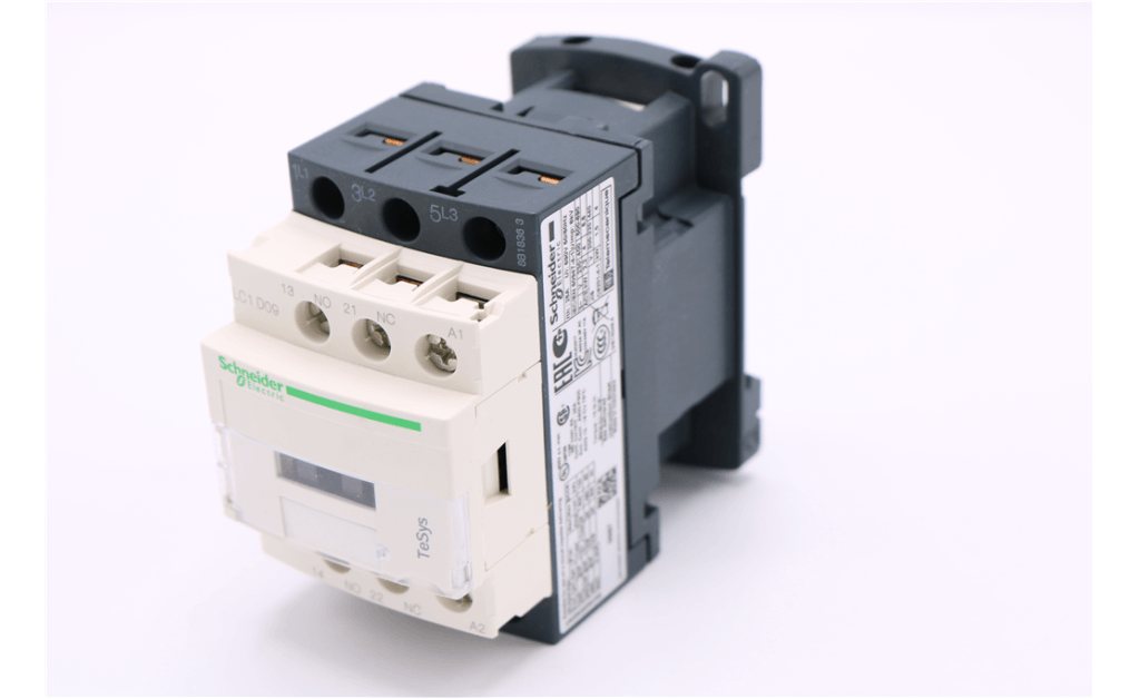 Picture of Motor Contactor, LC1D09B7, Product # 383685