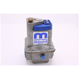 Picture of Modulating Gas Valve, Maxitrol M520B, Product # 460516